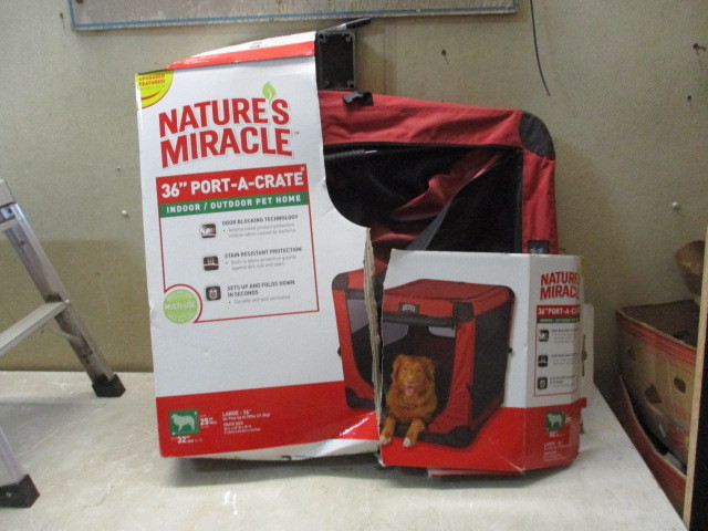 lot 78 image: 36 Portable Kennel