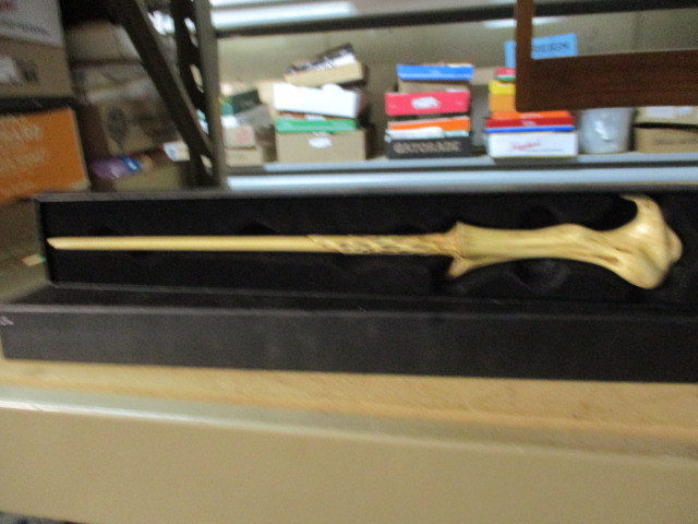 lot 93 image: Harry PotterVoldermort Wand