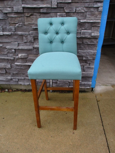 lot 111 image: Bar Stools