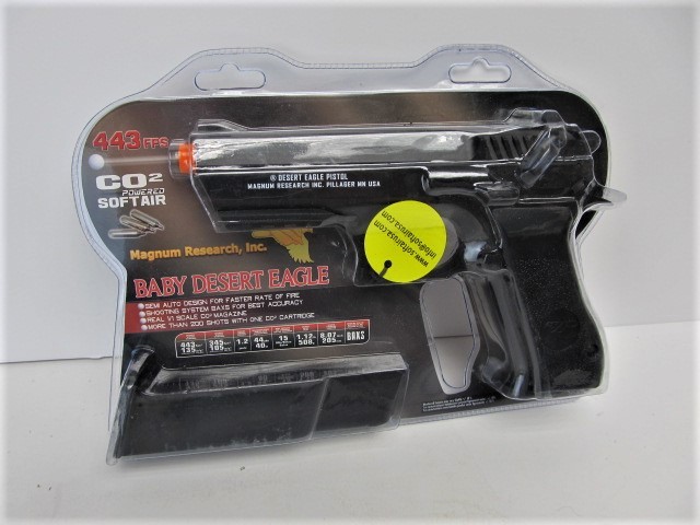 lot 16 image: Brand New Magnum Research BABY DESERT EAGLE Air Pistol