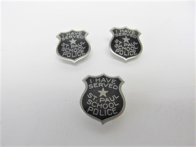 lot 27 image: 3 Vintage ST. PAUL School Police Pinbacks