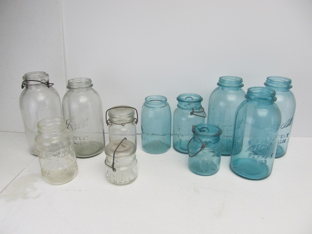 lot 34 image: Group of Vintage Canning Jars