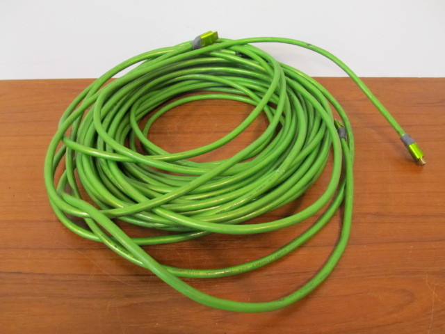 lot 69 image: 100 HDMI Cable