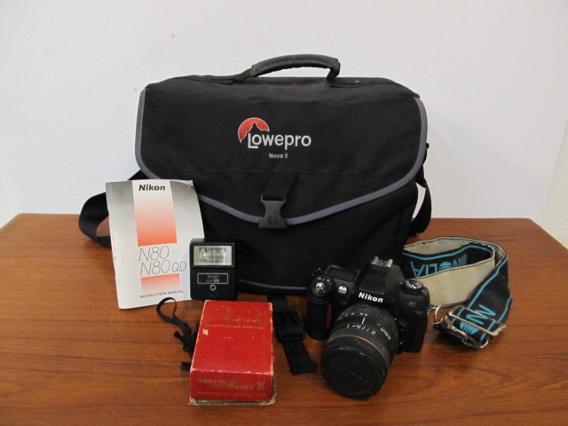lot 75 image: Nice NIKON N80 Film Camera wZoom Lens & Accessories