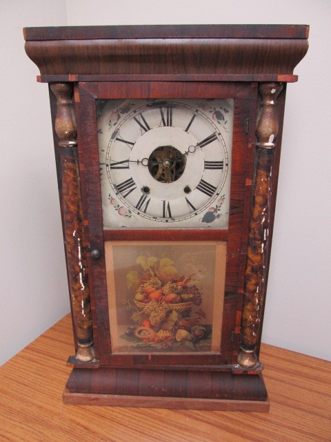 lot 77 image: Antique Weight Driven 8-Day SETH THOMAS Mantel Clock