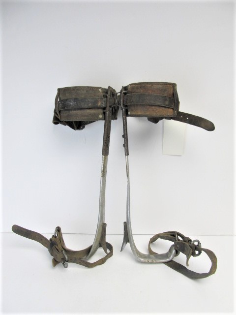 lot 119 image: Old Vintage Bashlin Linesman Pole Climbers
