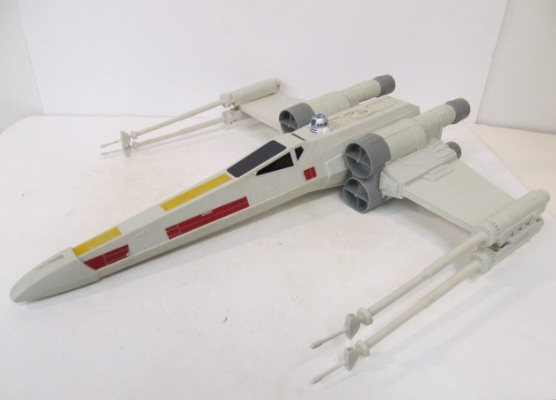 lot 145 image: Large Star Wars X-Wing Fighter Toy