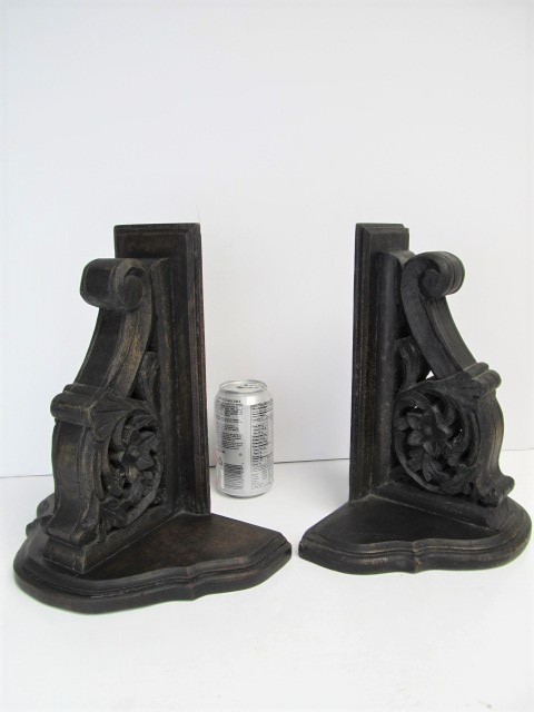 lot 209 image: Ornate Vintage Carved Wood Wall Shelves