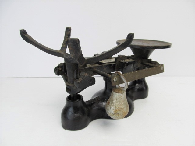 lot 291 image: Antique DETECTO Cast Iron Scale