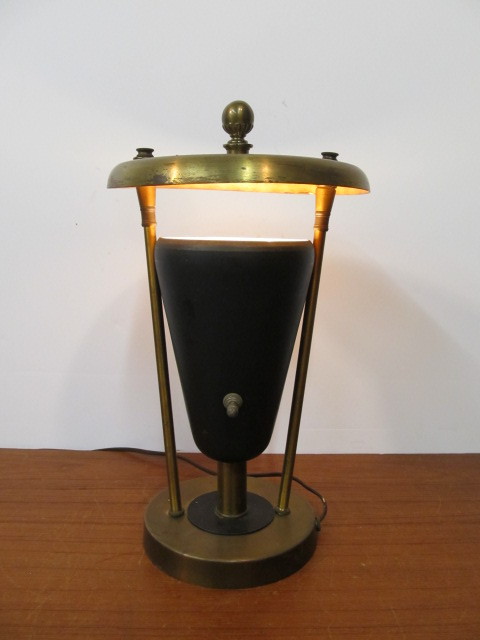 lot 275 image: Art Deco Atomic Brass Table Lamp