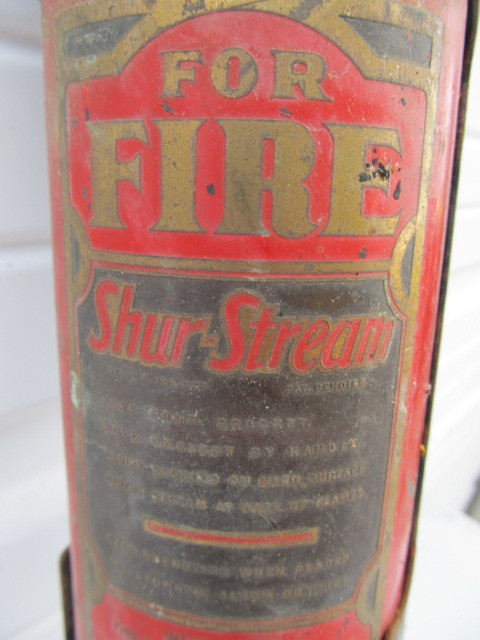 lot 257 image: Neat Old SHUR STREAM Fire Extinguisher wWall Bracket