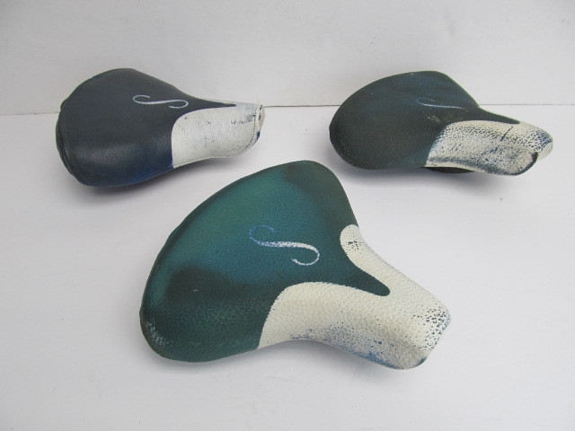 lot 111 image: Group of 3 Vintage Schwinn Bicycle Seats