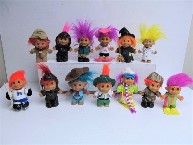 lot 118 image: Group of Assorted Troll Dolls