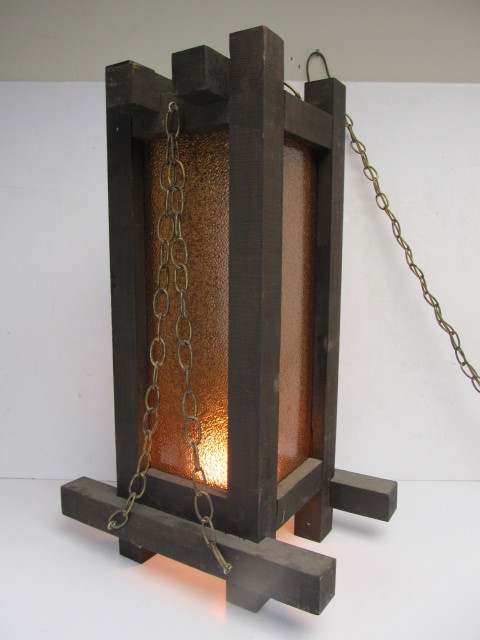 lot 157 image: Large Vintage Retro Hanging Wood Pendant Lamp