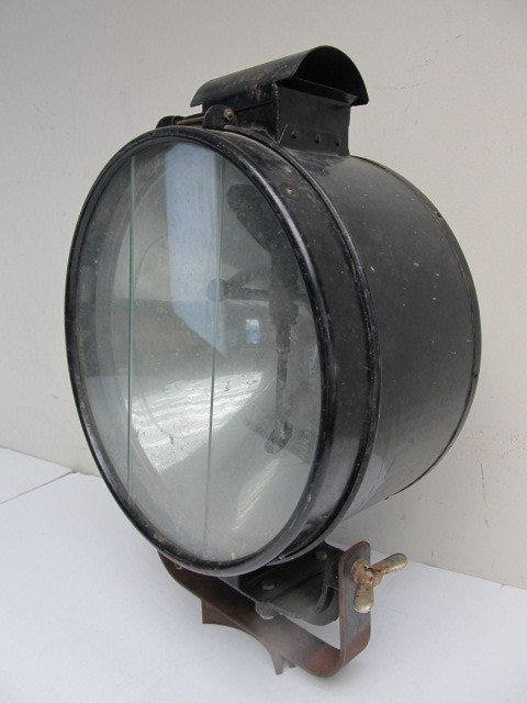 lot 166 image: Large Original WW2 Era TILLEY Model B L 64 Propane Floodlight