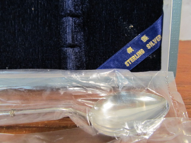 lot 202 image: NOS Vintage Japanese Sterling Silver Bamboo Style Stirring Spoon Set
