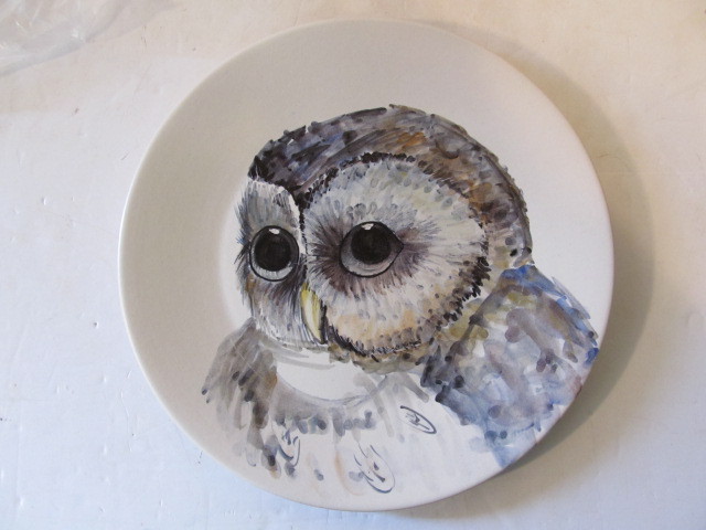 lot 257 image: Pair of Vintage French GUILLOT Hand Painted Owl Plates