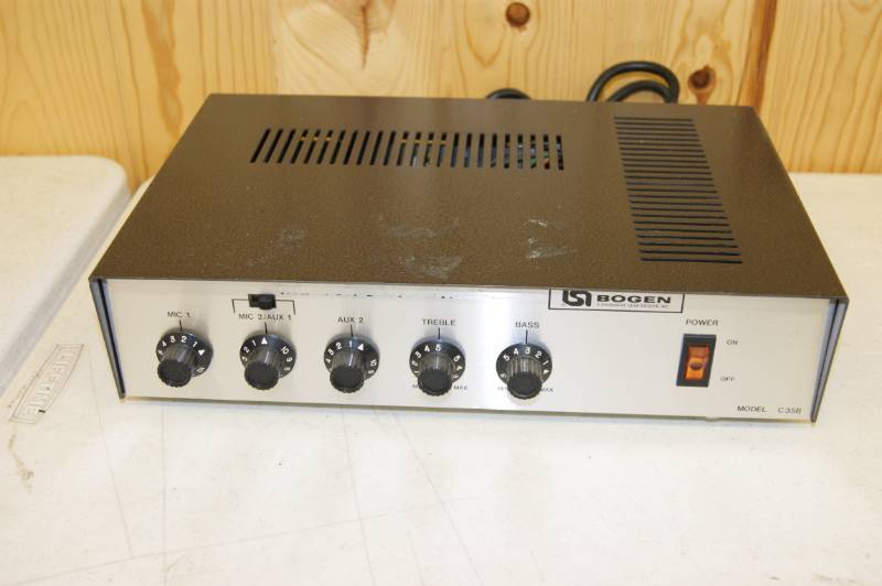 lot 23 image: Bogen C35B Amplifier
