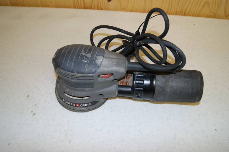 lot 36 image: Porter-Cable Random Orbital Sander