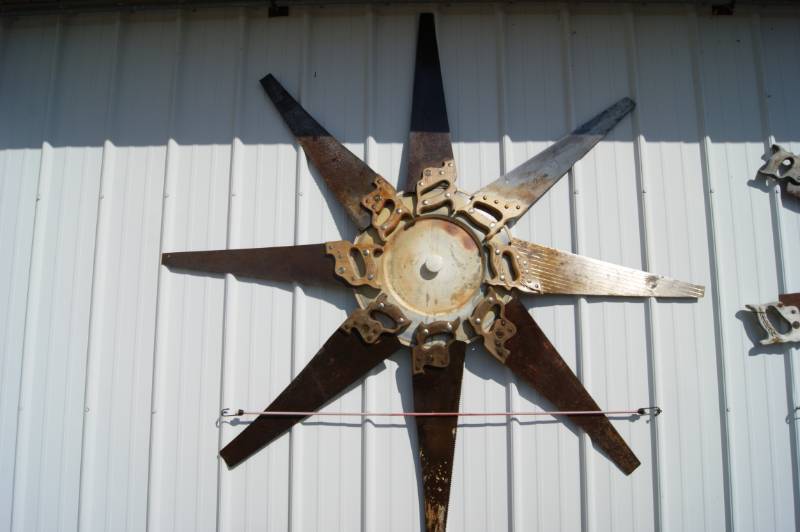 lot 48 image: Yard Art At Its Finest