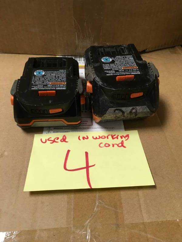 lot 4 image: Ridgid GEN5X X4 18V Hyper Lithium Ion Battery 3.0Ah R840083 USED IN WORKING CONDITION
