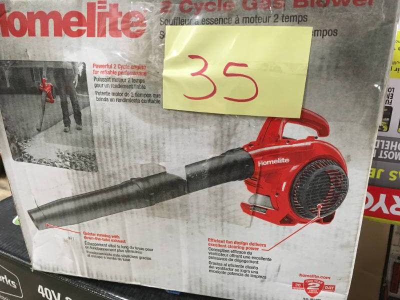 lot 35 image: Homelite 150 MPH 400 CFM 2-Cycle Handheld Gas Leaf Blower in good condition