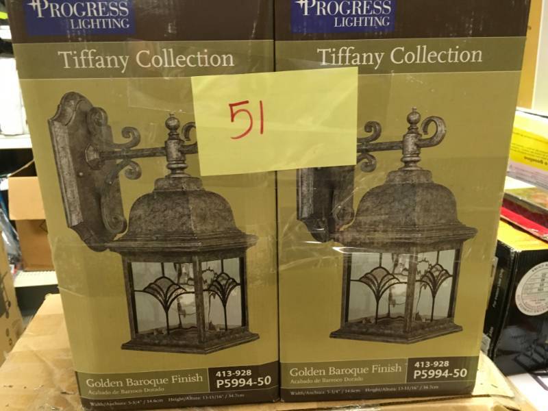 lot 51 image: Progress Lighting P5994-50 1-Light Wall Bracket with Water Patterned Glass and Faux Tiffany Art Glass Accents not used