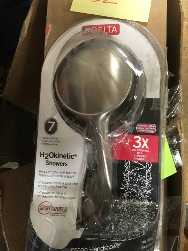 lot 52 image: Delta 7-Spray Hand Shower with H2Okinetic in SpotShield Brushed Nickel in good condition