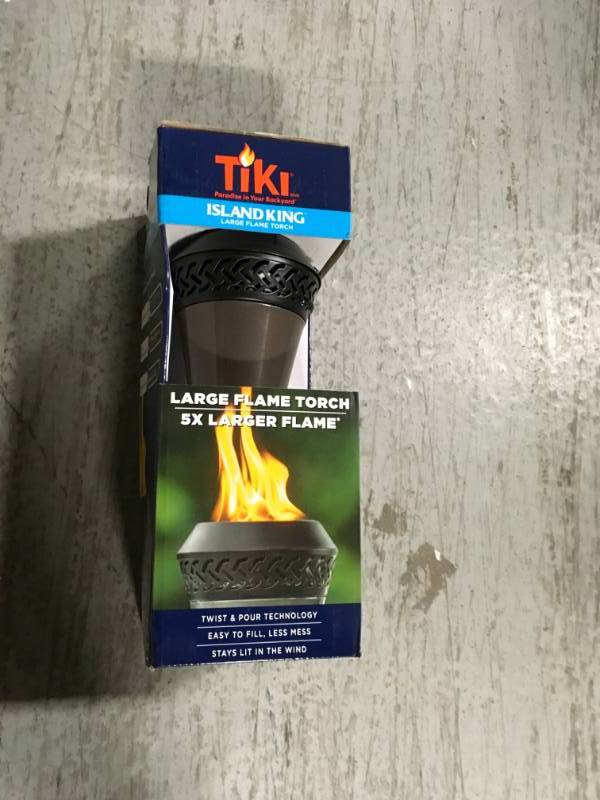 lot 7 image: Tiki Island King Large Flame Torch  in good condition
