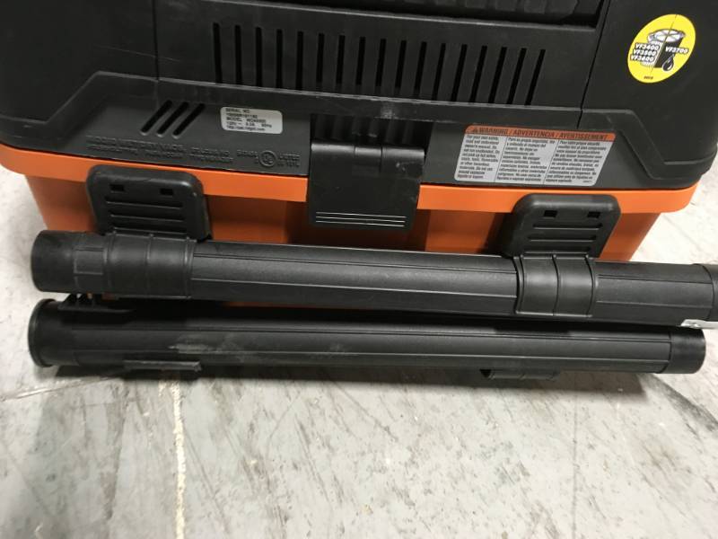 lot 43 image: RIDGID 4.5 Gal. 5.0-Peak HP Pro Pack Wet Dry Vac USED  in good condition