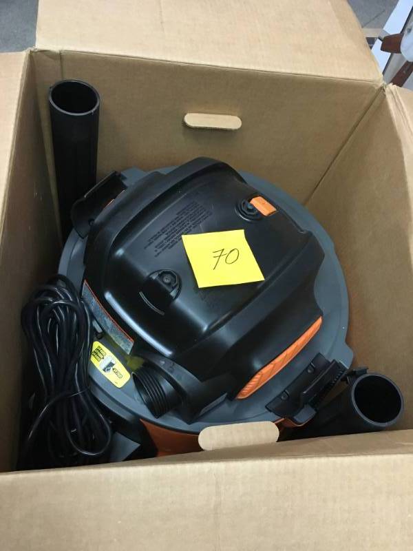 lot 70 image: RIDGID 14 Gal. 6.0-Peak HP NXT Wet Dry Vacuum  in good condition