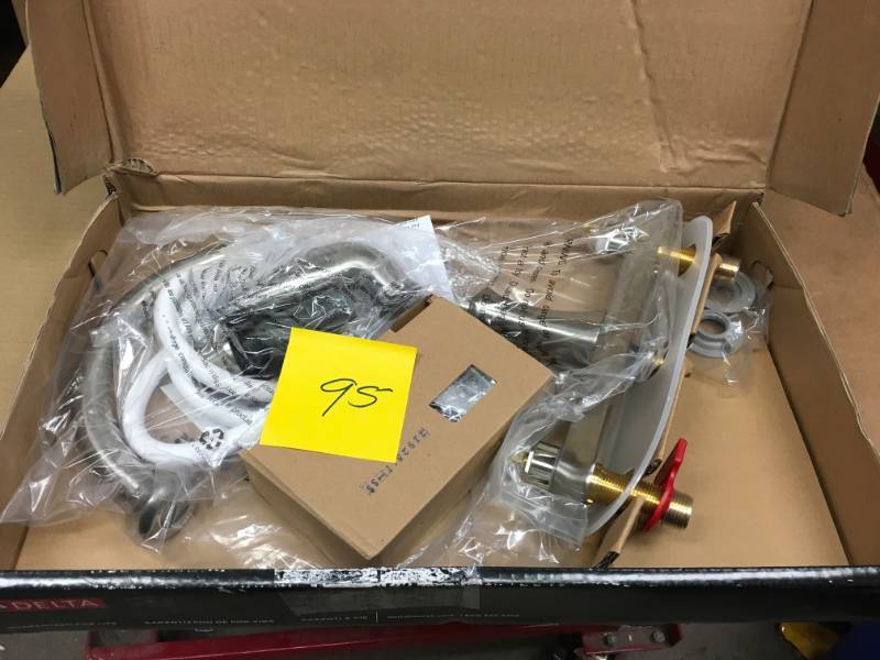 lot 95 image: Delta Vessona 2-Handle Standard Kitchen Faucet with Side Sprayer in Stainless  in good condition
