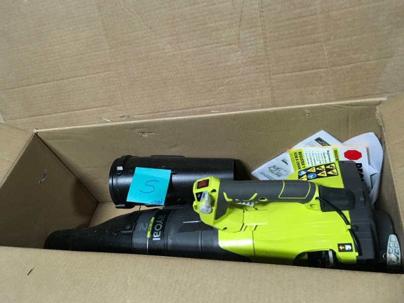 lot 5 image: RYOBI 160 MPH 520 CFM 25cc Gas Jet Fan Blower