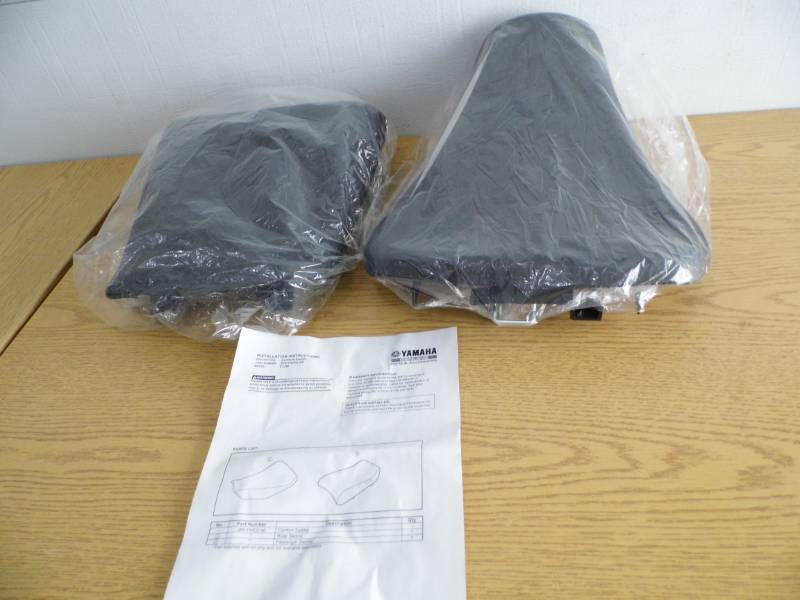 lot 17 image: Yamaha Seats