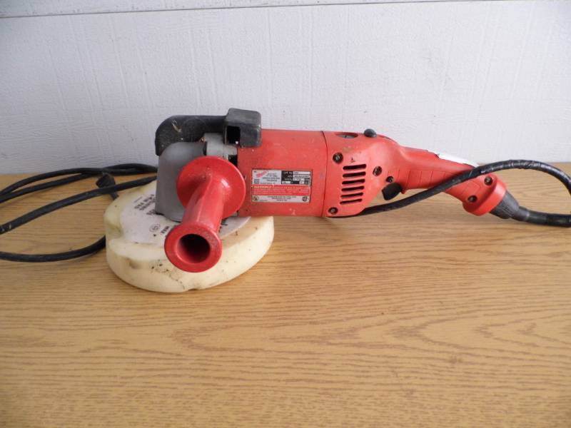 lot 21 image: Milwaukee Polisher