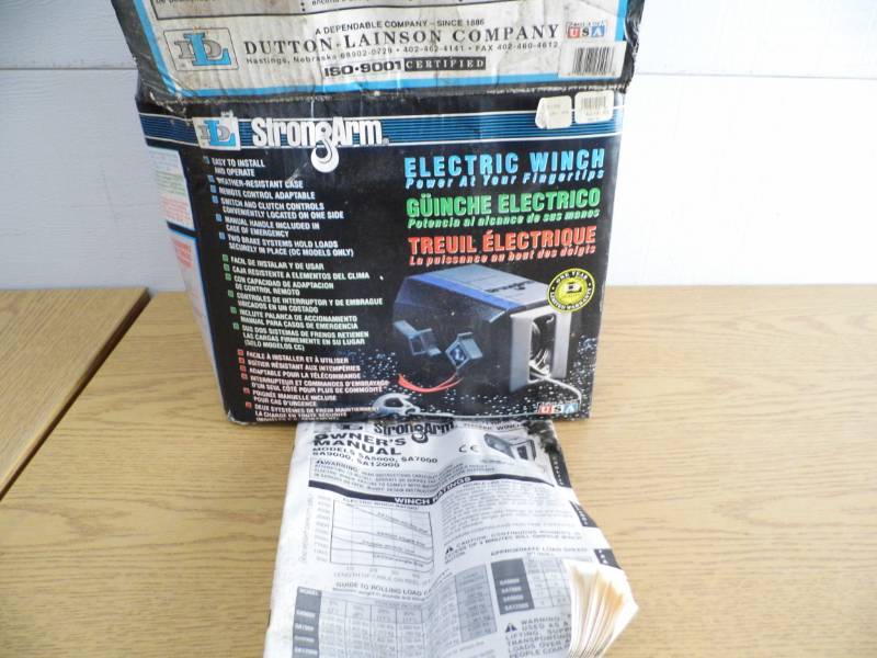 lot 30 image: Electric Winch
