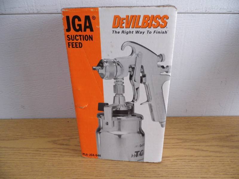 lot 32 image: Paint Sprayer