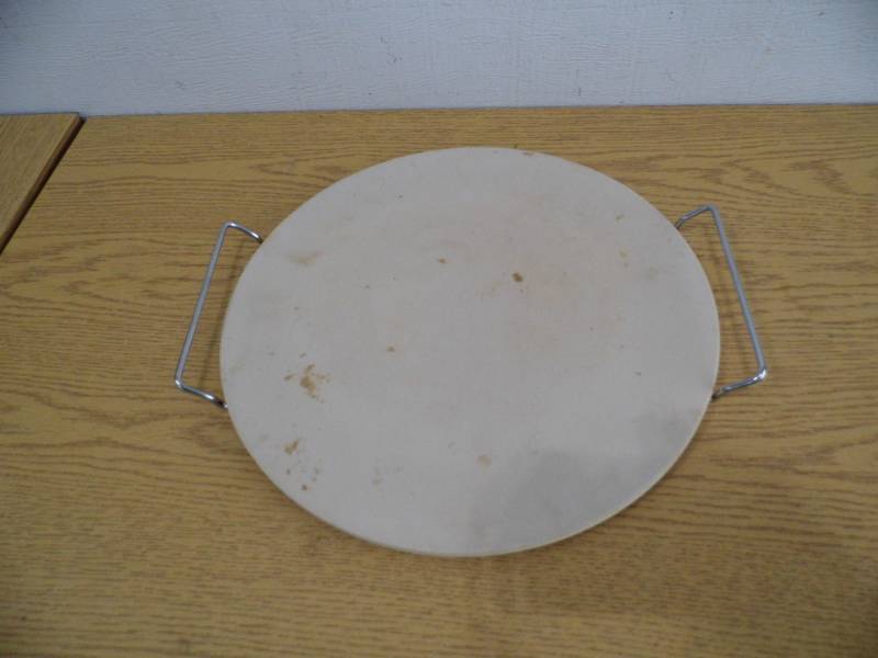 lot 37 image: Pizza Stone