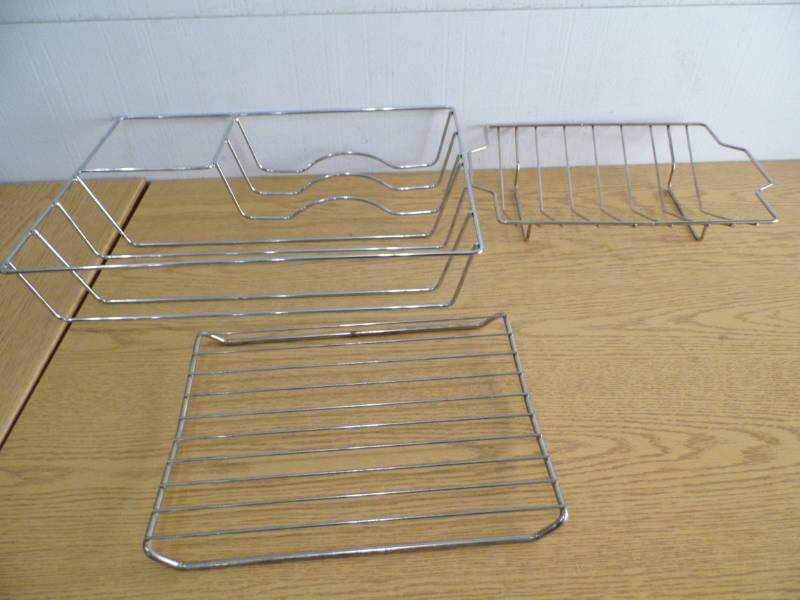 lot 38 image: Plate Rack - Roaster - Insert