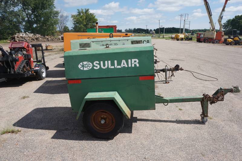lot 9 image: 1989 Sullair 80GPQ Tow Behind Air Compressor