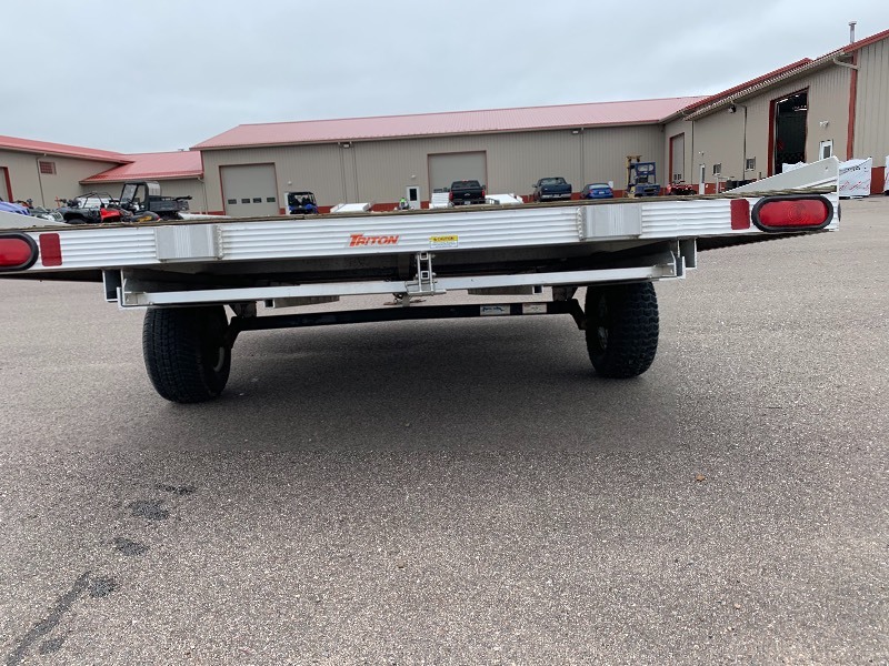 lot 2 image: 2008 TRITON ATV TRAILER