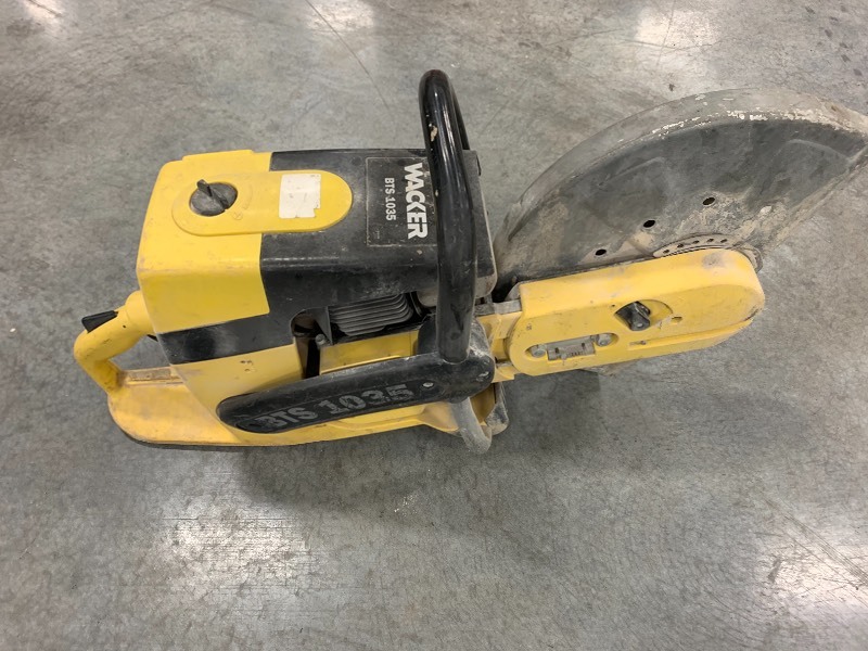 lot 9 image: WACKER CUT OFF SAW