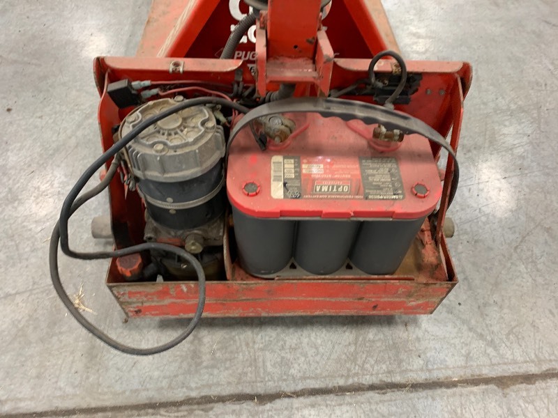 lot 21 image: INTERTHORS THORKLIFT PALLET MOVER