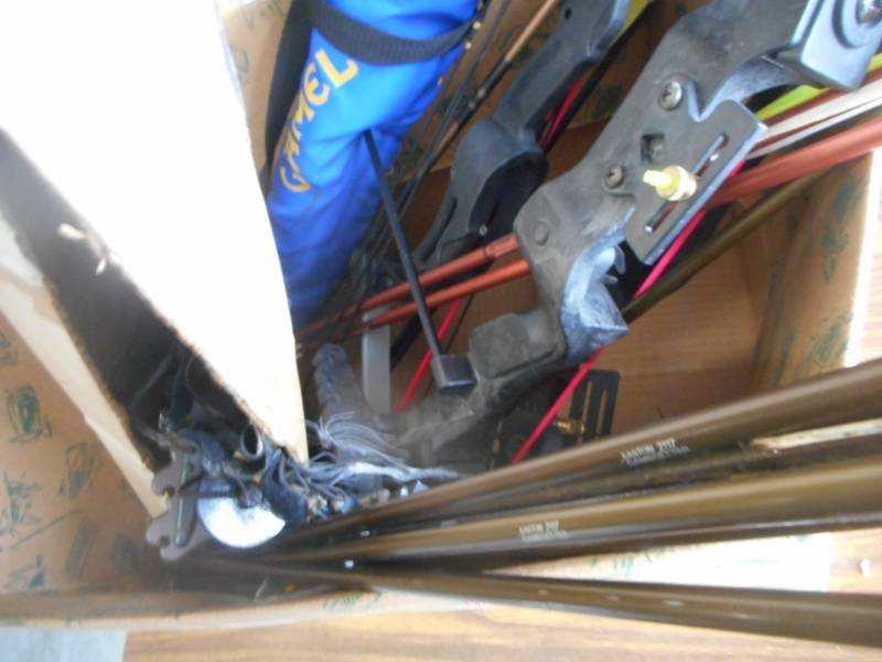 lot 32 image: Bow and Arrow Lot