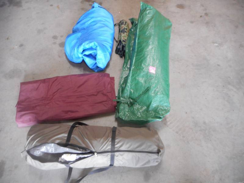 lot 34 image: Camping Items