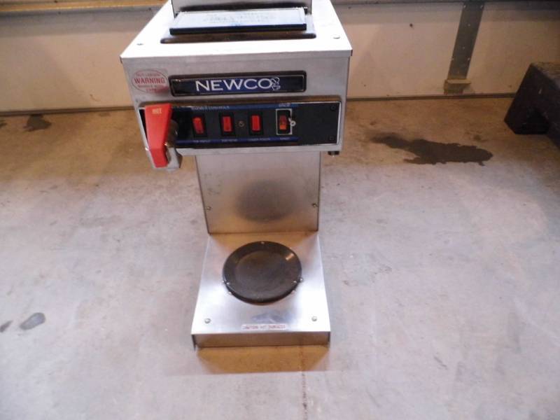 lot 26 image: Newco Coffee Maker