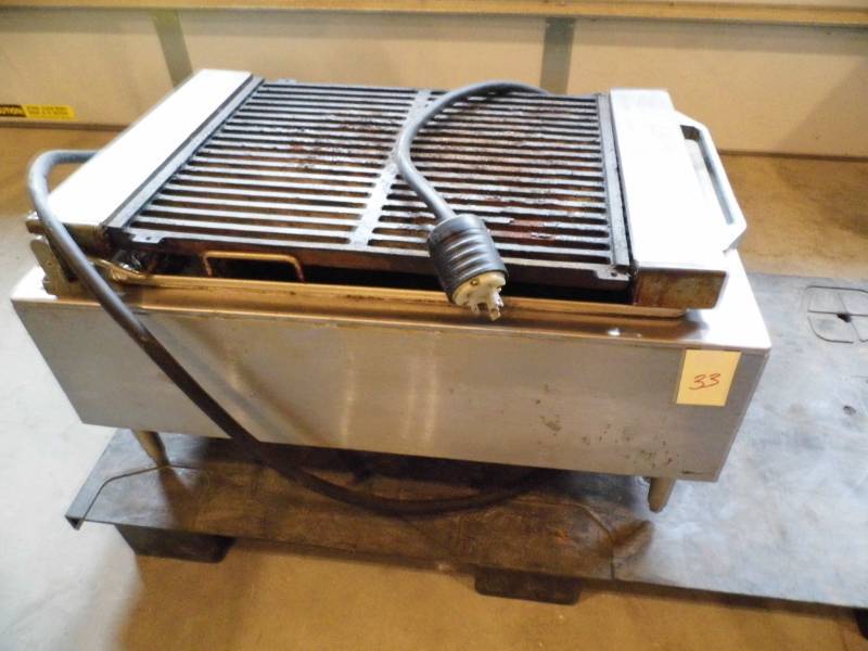 lot 33 image: Wells Grill