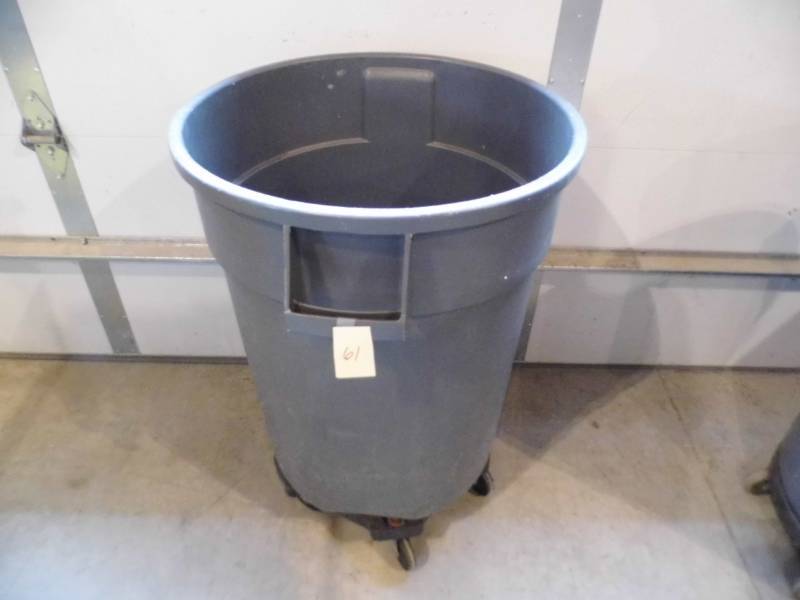 lot 61 image: Garbage Can on Wheels
