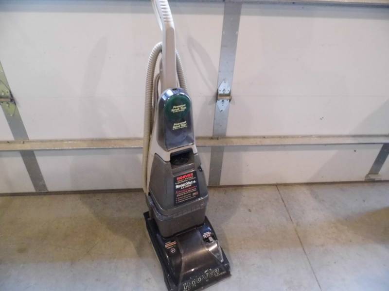 lot 63 image: Hoover Carpet Cleaner