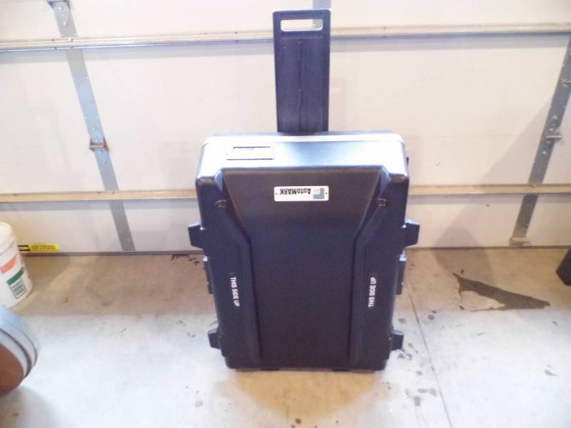 lot 16 image: Case on Wheels